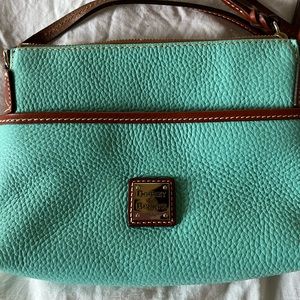 Adorable Leather Dooney & Bourke Crossbody